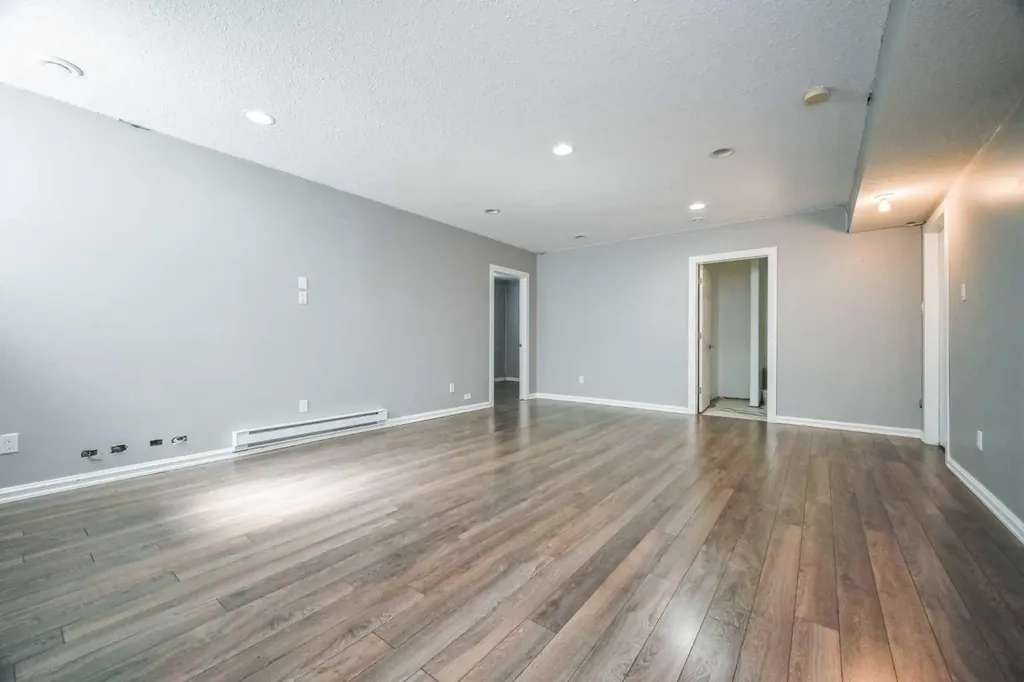 8841 Lakeland Drive Grande Prairie AB T8X 1V8
