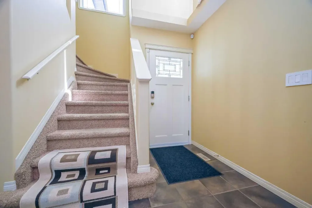 8841 Lakeland Drive Grande Prairie AB T8X 1V8