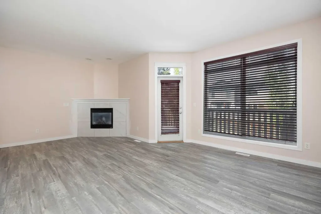 98 Wilson Drive Fort Mcmurray AB T9H 0A1