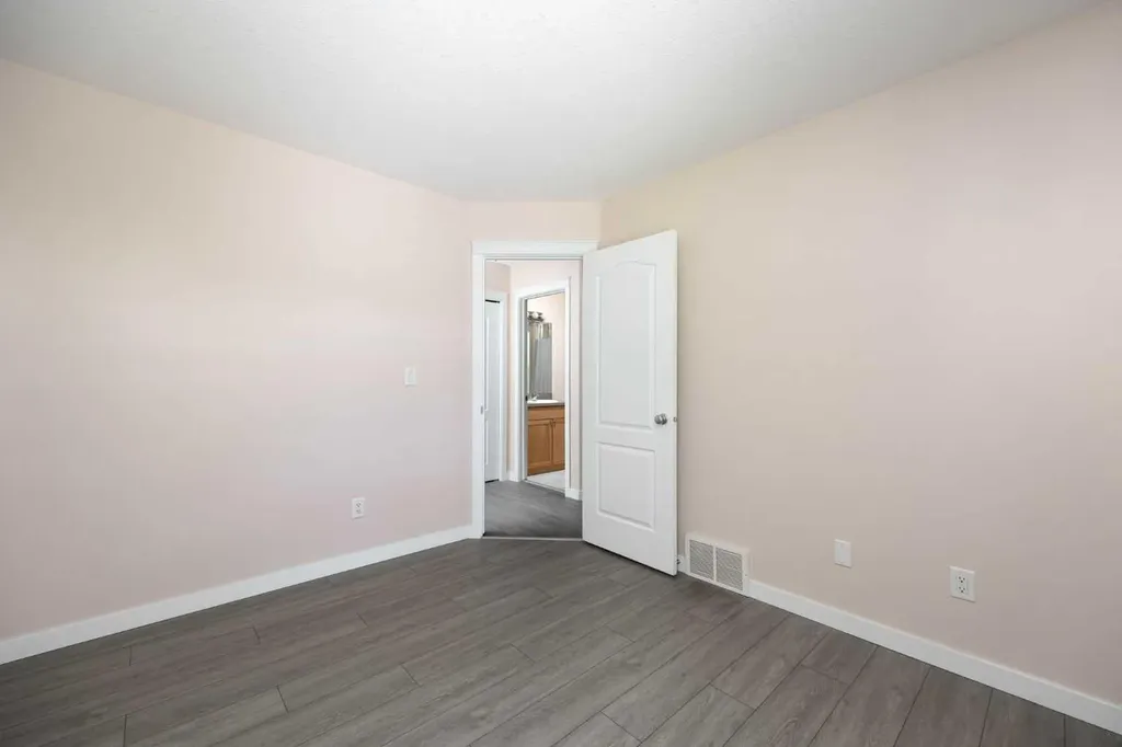 98 Wilson Drive Fort Mcmurray AB T9H 0A1