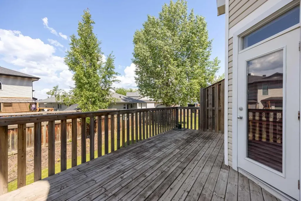 98 Wilson Drive Fort Mcmurray AB T9H 0A1