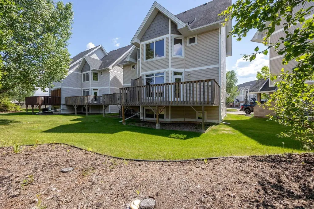 98 Wilson Drive Fort Mcmurray AB T9H 0A1