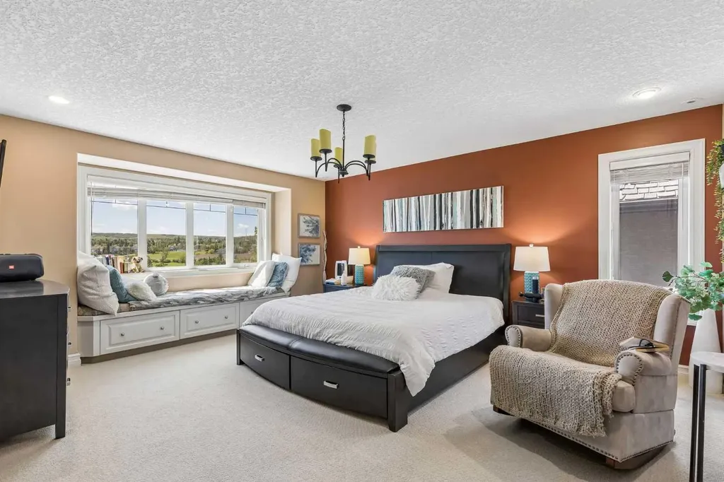 73 Hidden Creek Park NW Calgary AB T3A 6C6
