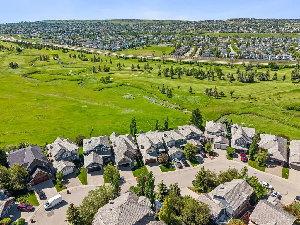 73 Hidden Creek Park NW Calgary AB T3A 6C6