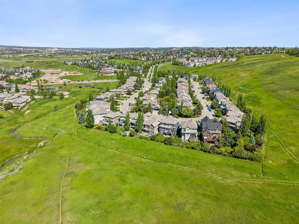 73 Hidden Creek Park NW Calgary AB T3A 6C6