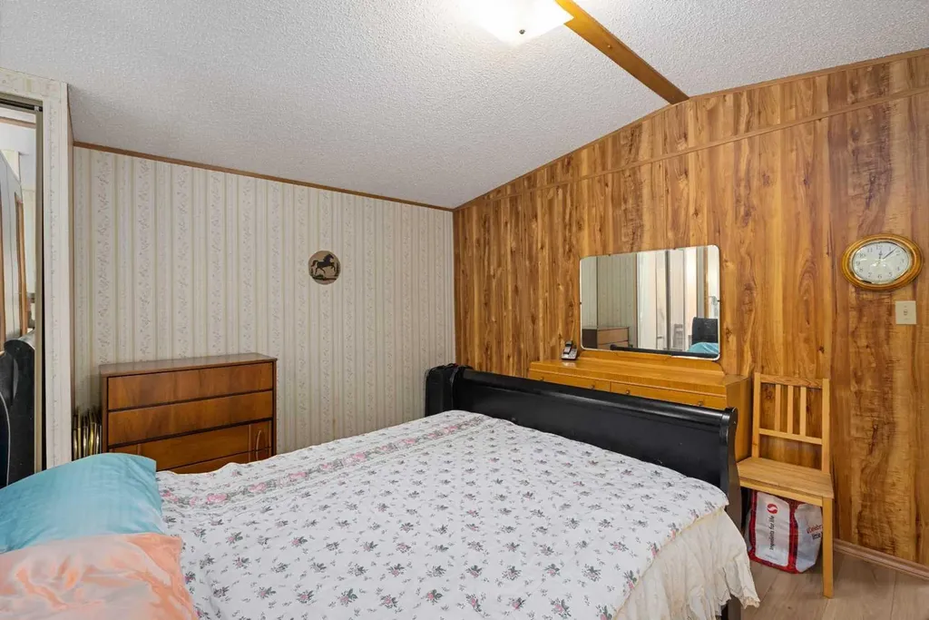99 Arbour Lake Road NW Calgary AB T3G 4E4