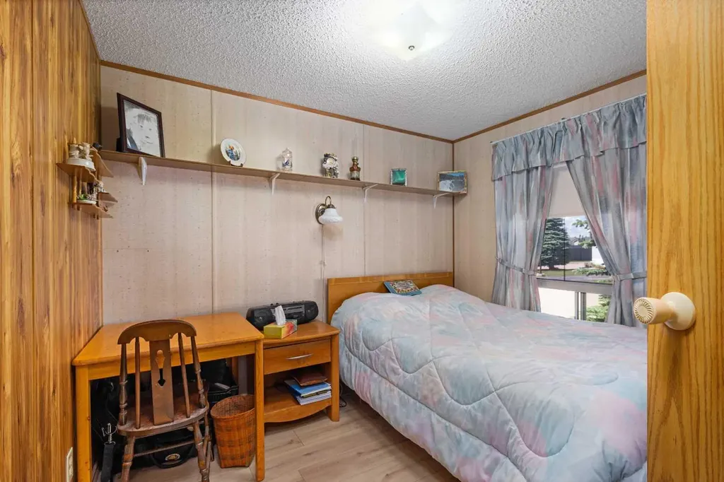 99 Arbour Lake Road NW Calgary AB T3G 4E4