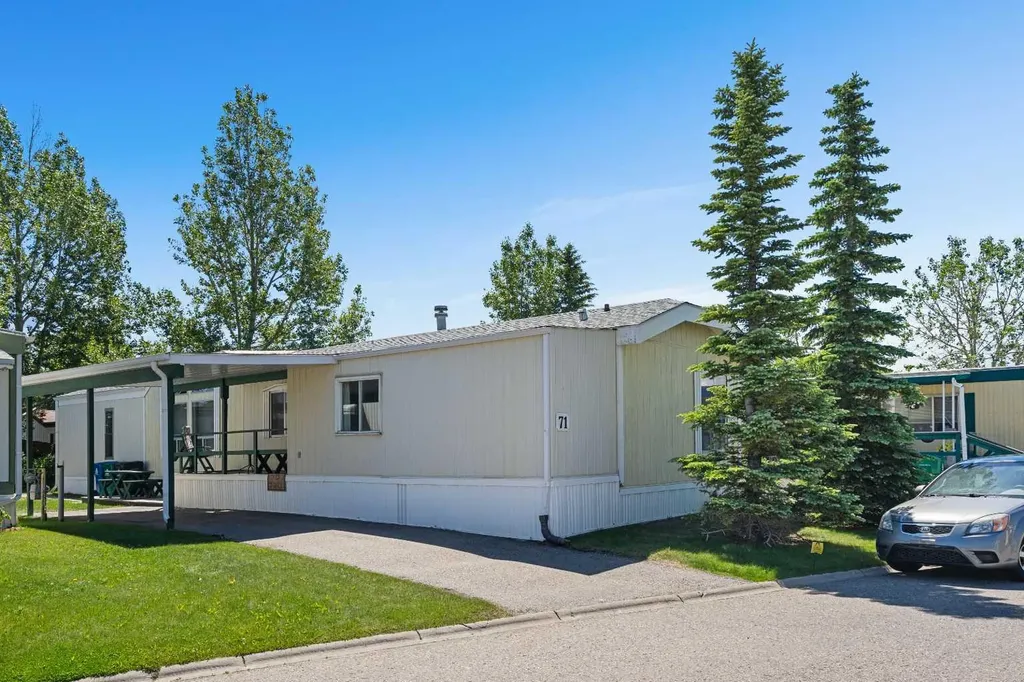 99 Arbour Lake Road NW Calgary AB T3G 4E4