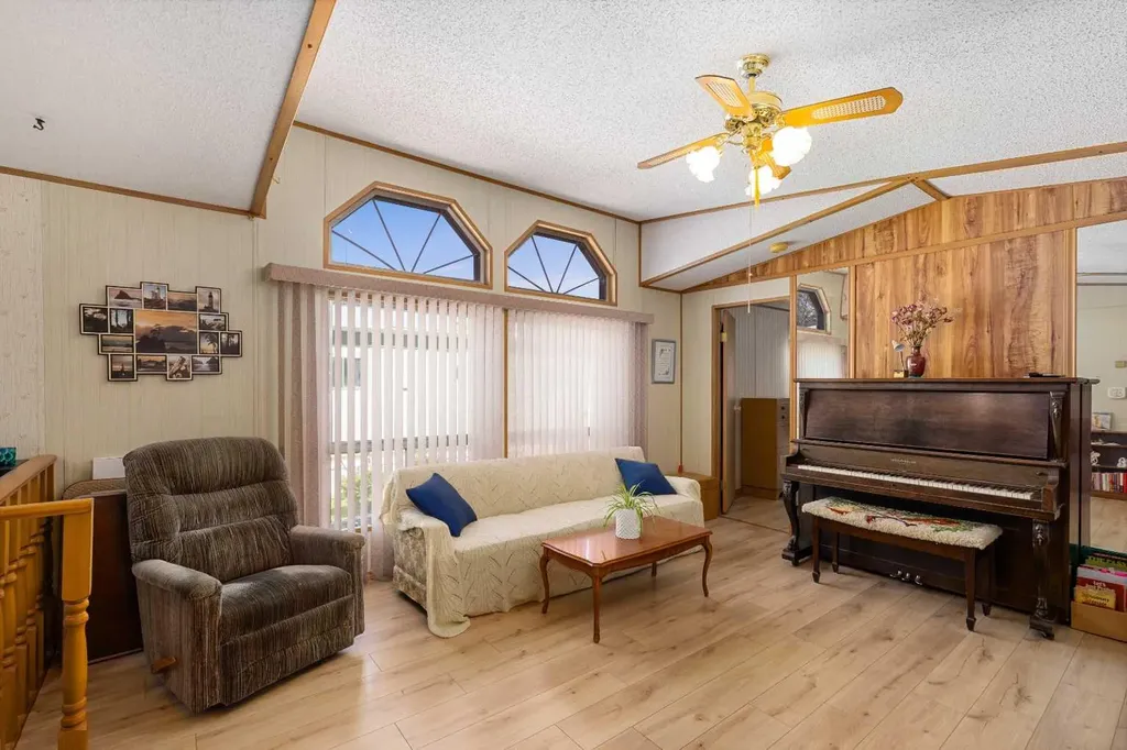99 Arbour Lake Road NW Calgary AB T3G 4E4