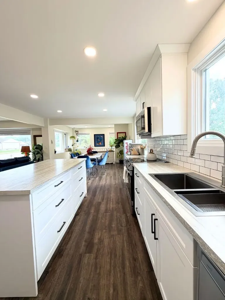 10104 89 Avenue Grande Prairie AB T8V 0E4