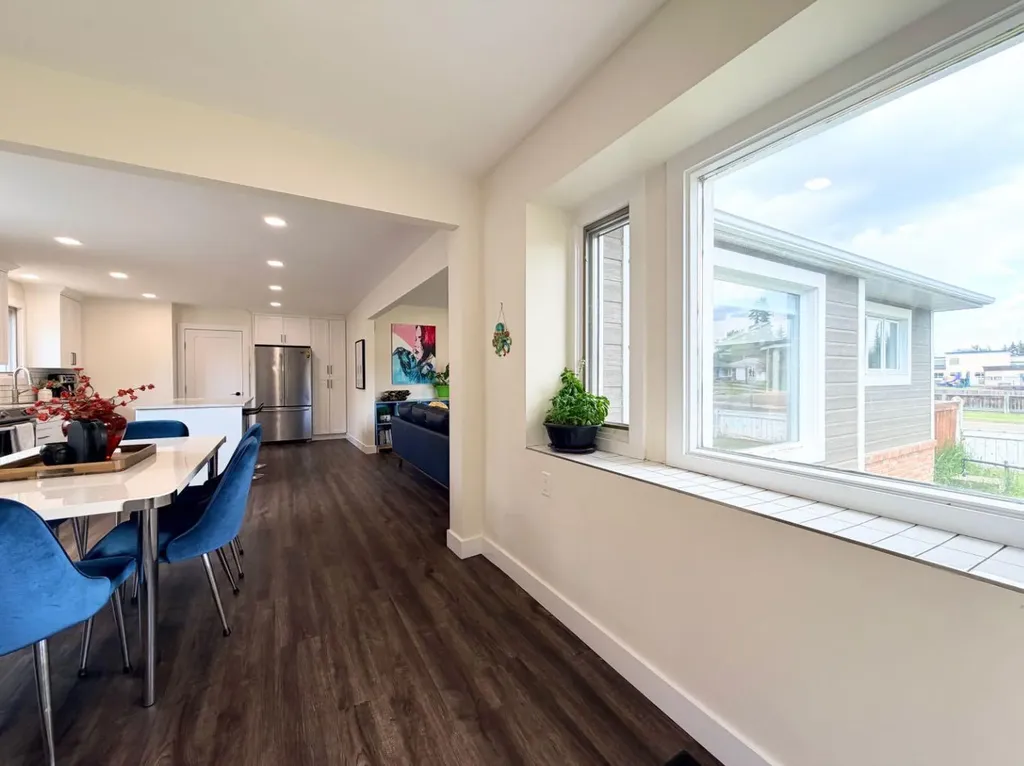 10104 89 Avenue Grande Prairie AB T8V 0E4