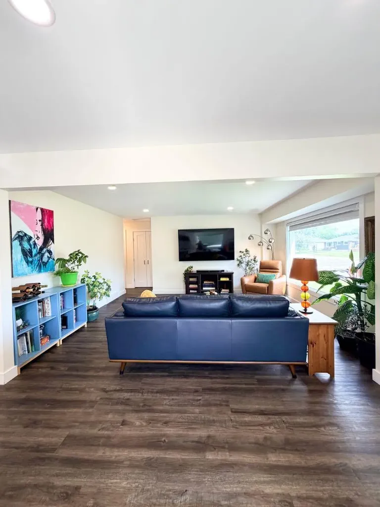 10104 89 Avenue Grande Prairie AB T8V 0E4