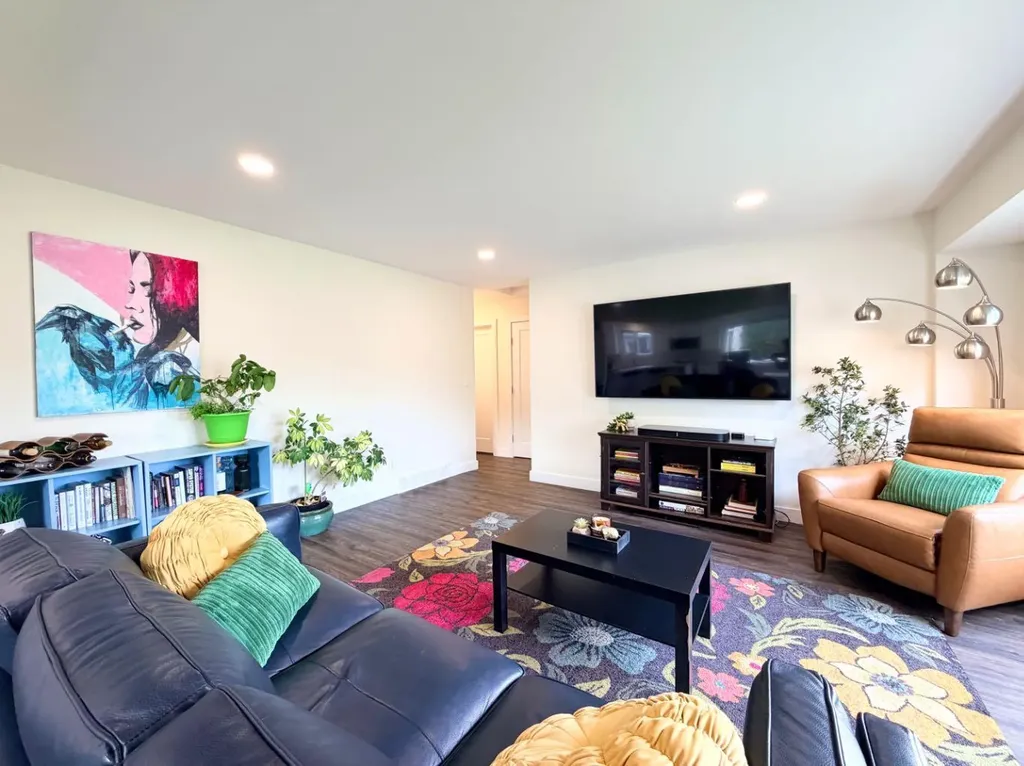 10104 89 Avenue Grande Prairie AB T8V 0E4