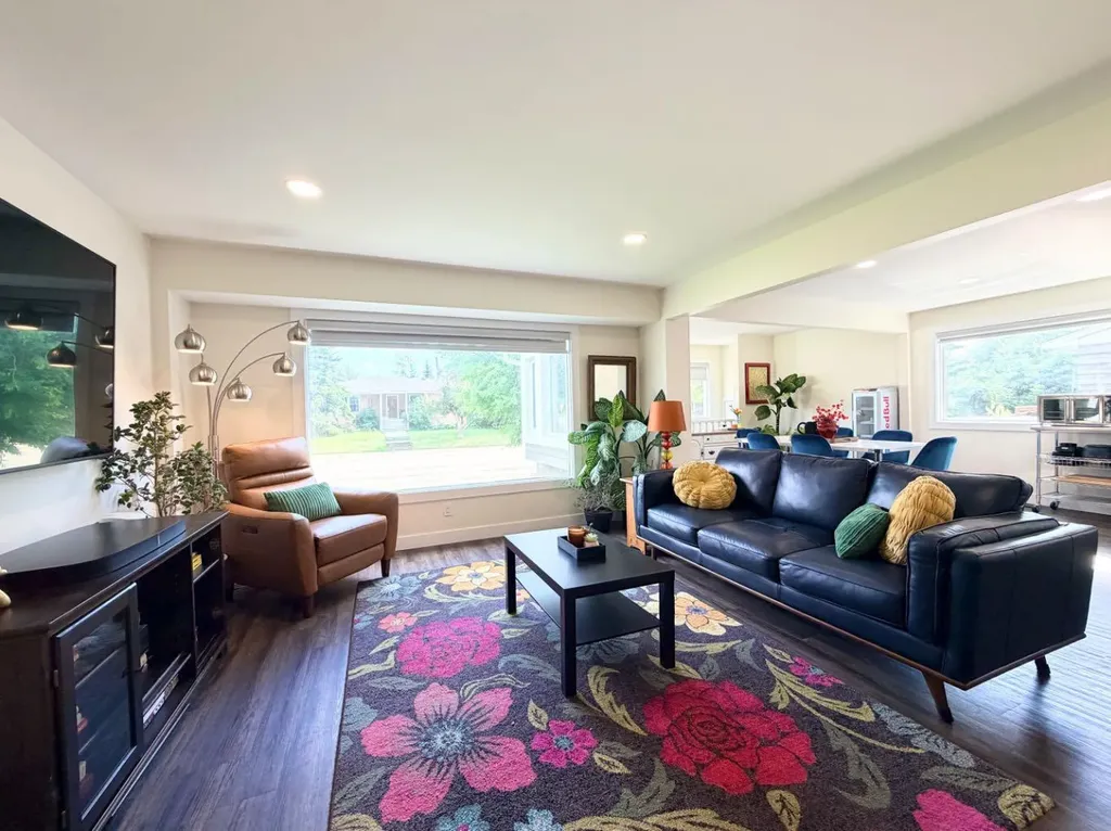 10104 89 Avenue Grande Prairie AB T8V 0E4