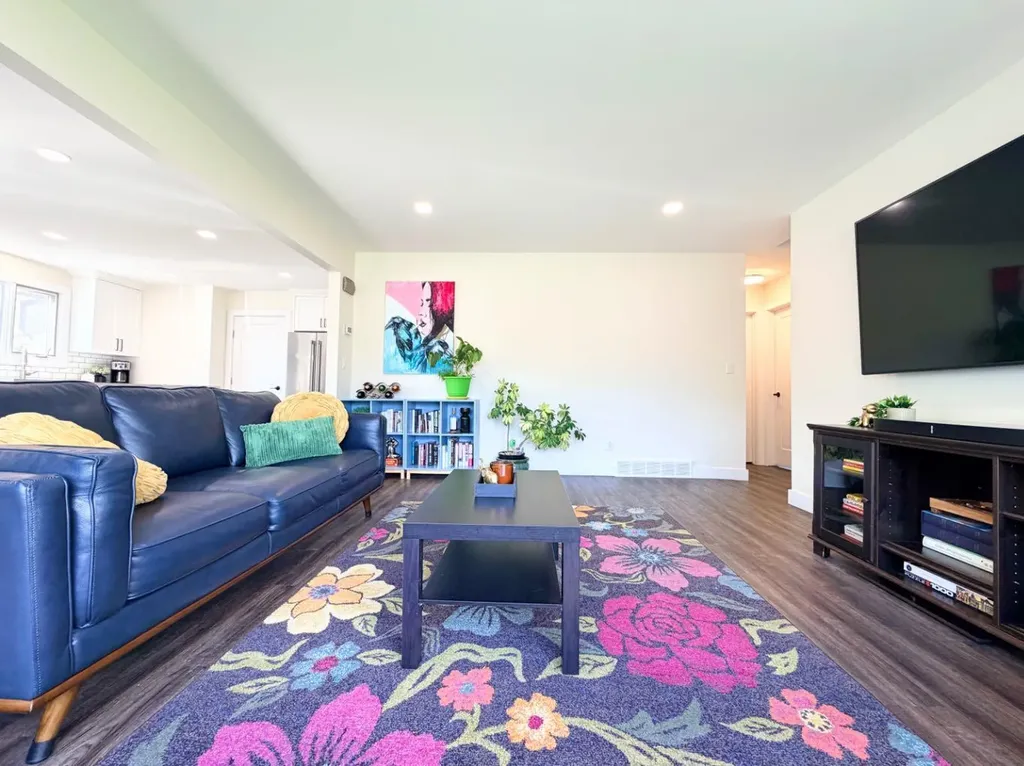 10104 89 Avenue Grande Prairie AB T8V 0E4