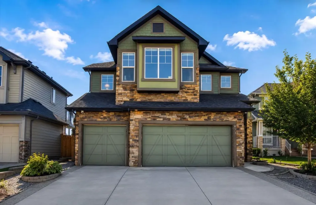 673 Marina Drive Chestermere AB T1X 0S3