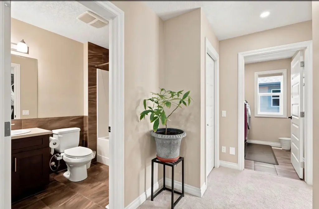 673 Marina Drive Chestermere AB T1X 0S3
