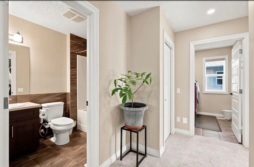 673 Marina Drive Chestermere AB T1X 0S3