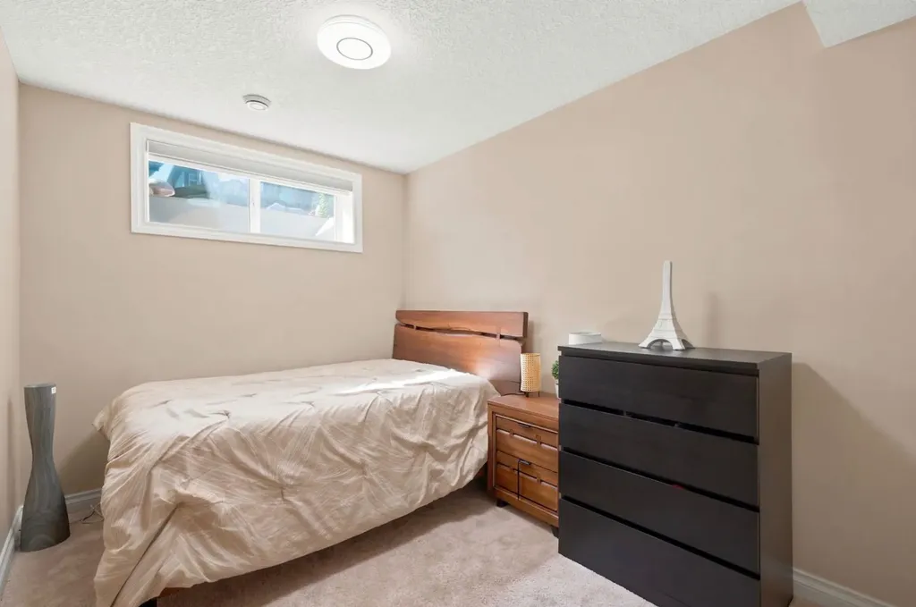 673 Marina Drive Chestermere AB T1X 0S3