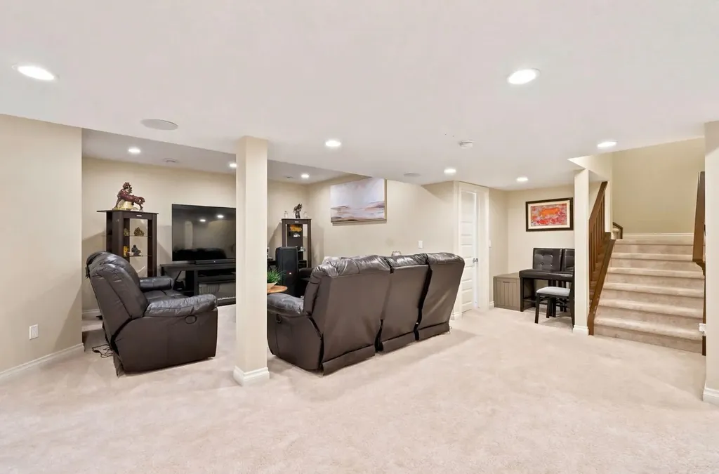 673 Marina Drive Chestermere AB T1X 0S3