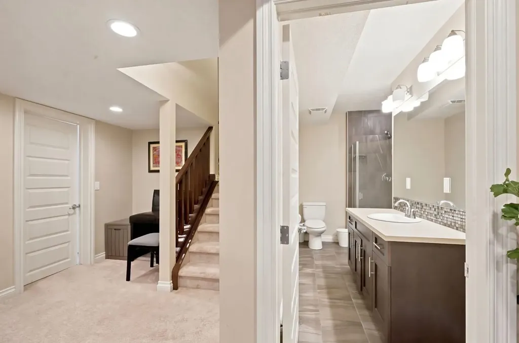 673 Marina Drive Chestermere AB T1X 0S3