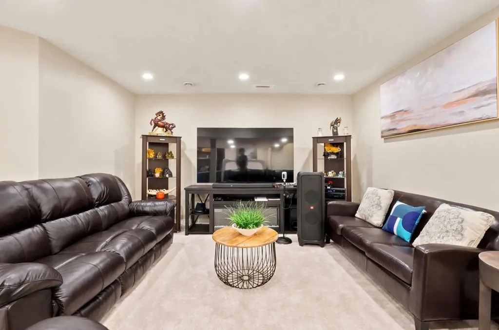 673 Marina Drive Chestermere AB T1X 0S3