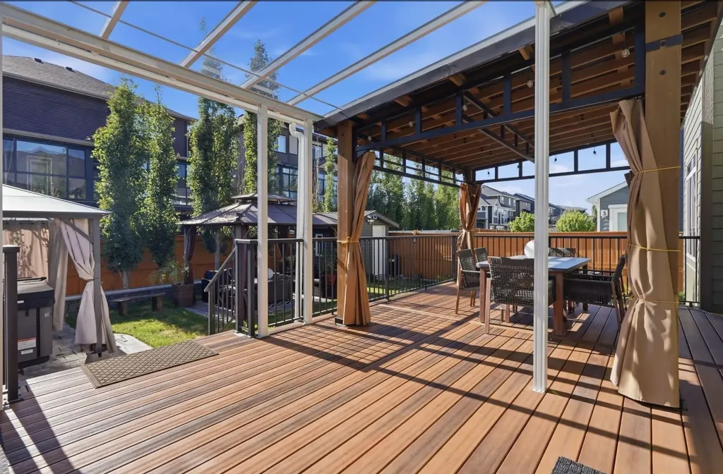 673 Marina Drive Chestermere AB T1X 0S3