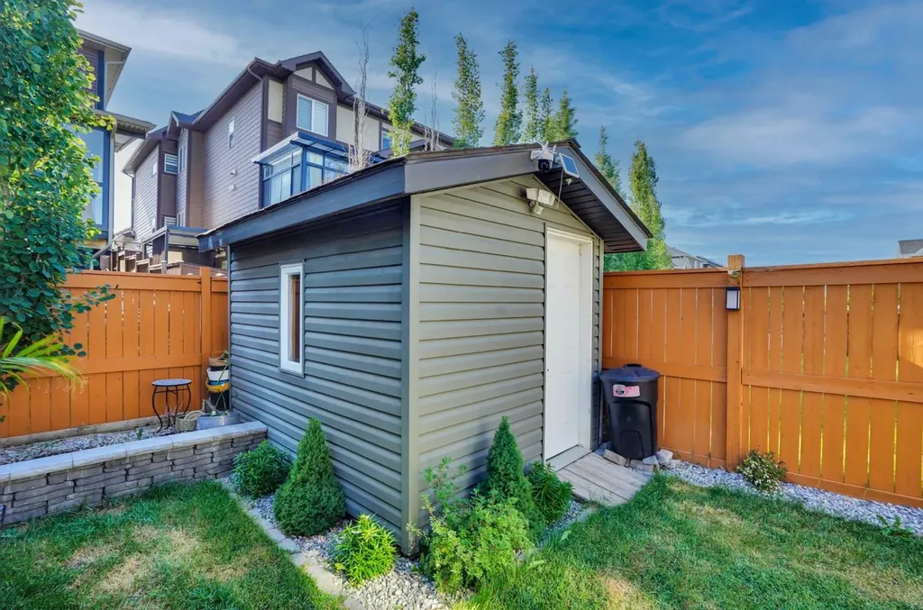 673 Marina Drive Chestermere AB T1X 0S3
