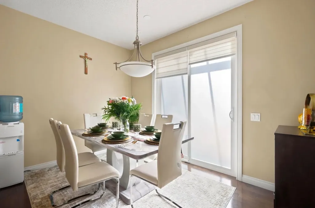 673 Marina Drive Chestermere AB T1X 0S3