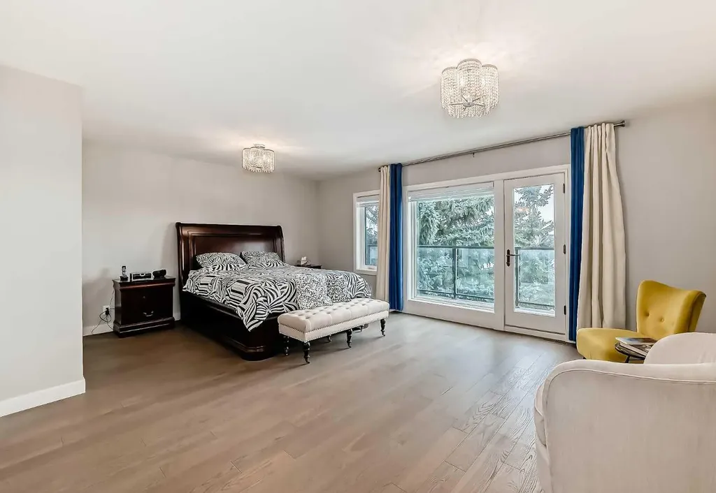 56 Patterson Crescent SW Calgary AB T3H 1T1