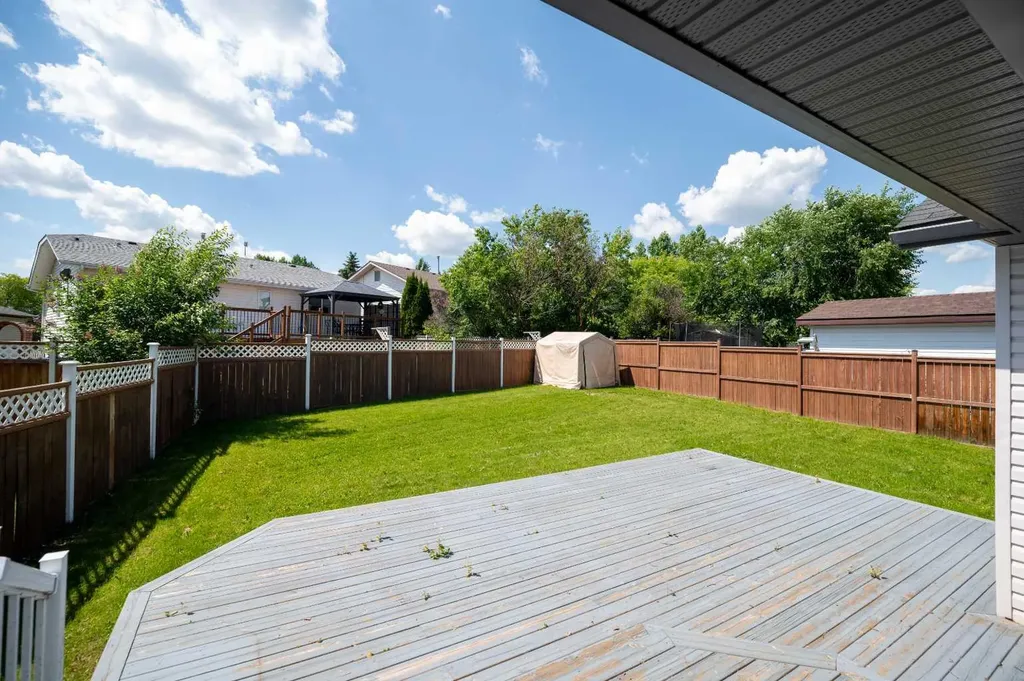 4605 31 Street Athabasca AB T9S 1P2