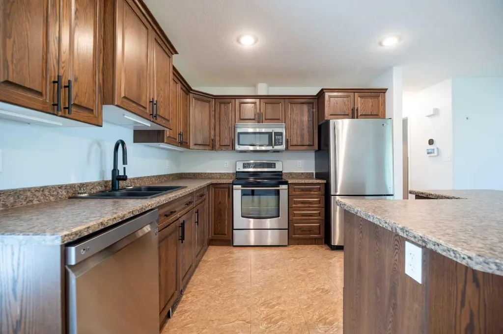 4605 31 Street Athabasca AB T9S 1P2