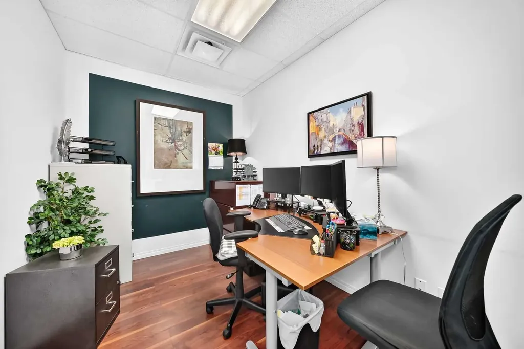 5718 1a Street SW Calgary AB T2H 0E8