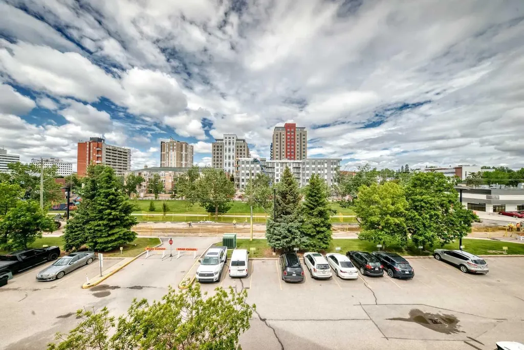 5718 1a Street SW Calgary AB T2H 0E8