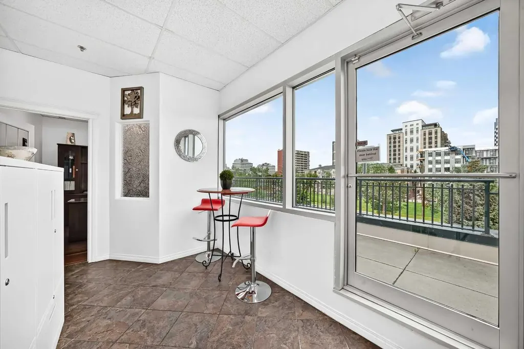 5718 1a Street SW Calgary AB T2H 0E8