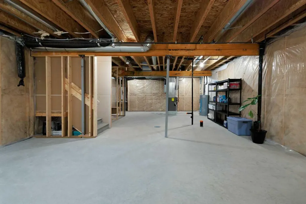 50 Royston Terrace NW Calgary AB T3L 0K2