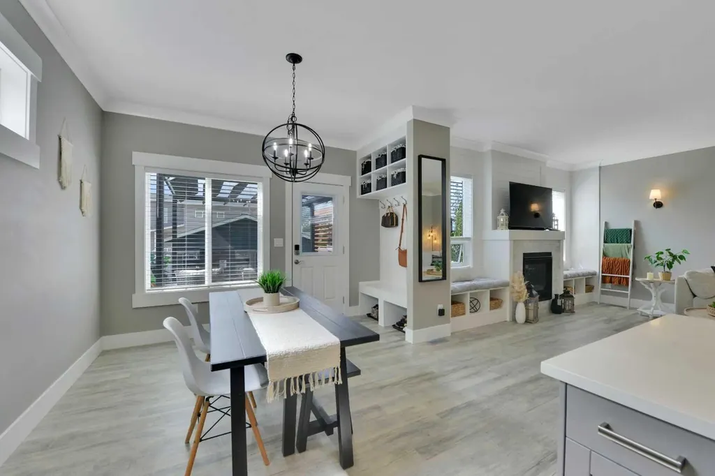 367 Lancaster Drive Red Deer AB T4R 0R1