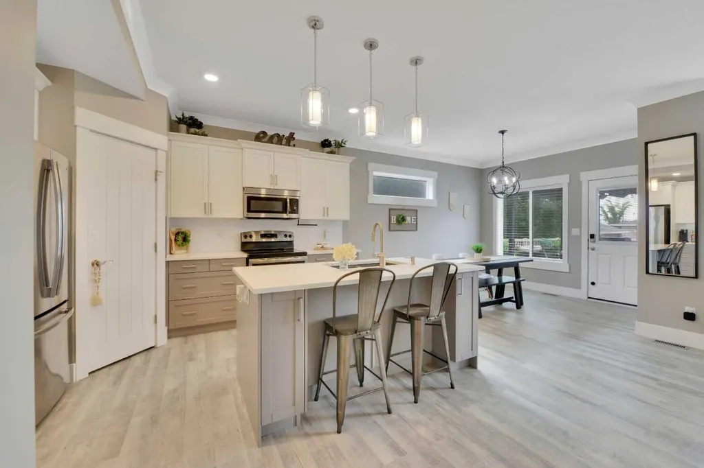 367 Lancaster Drive Red Deer AB T4R 0R1