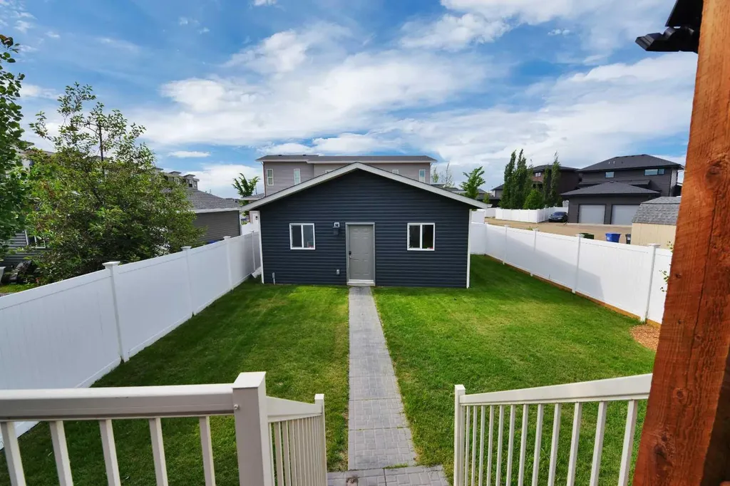 367 Lancaster Drive Red Deer AB T4R 0R1