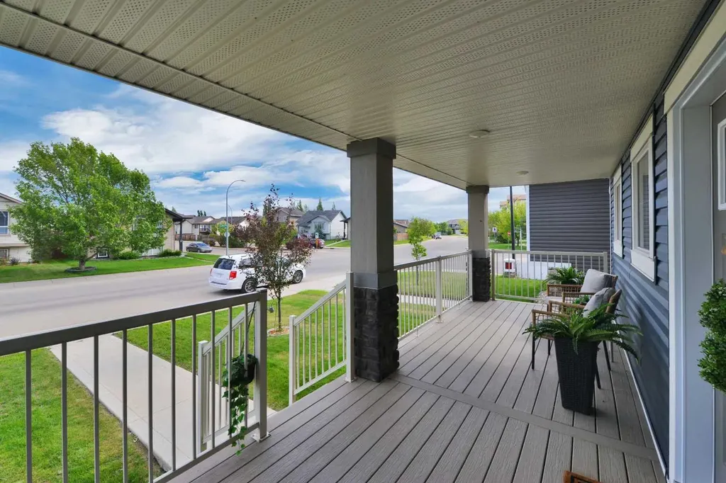 367 Lancaster Drive Red Deer AB T4R 0R1