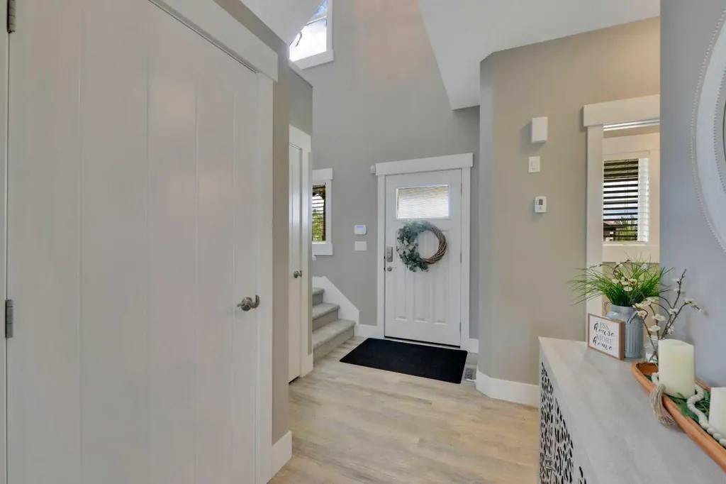 367 Lancaster Drive Red Deer AB T4R 0R1