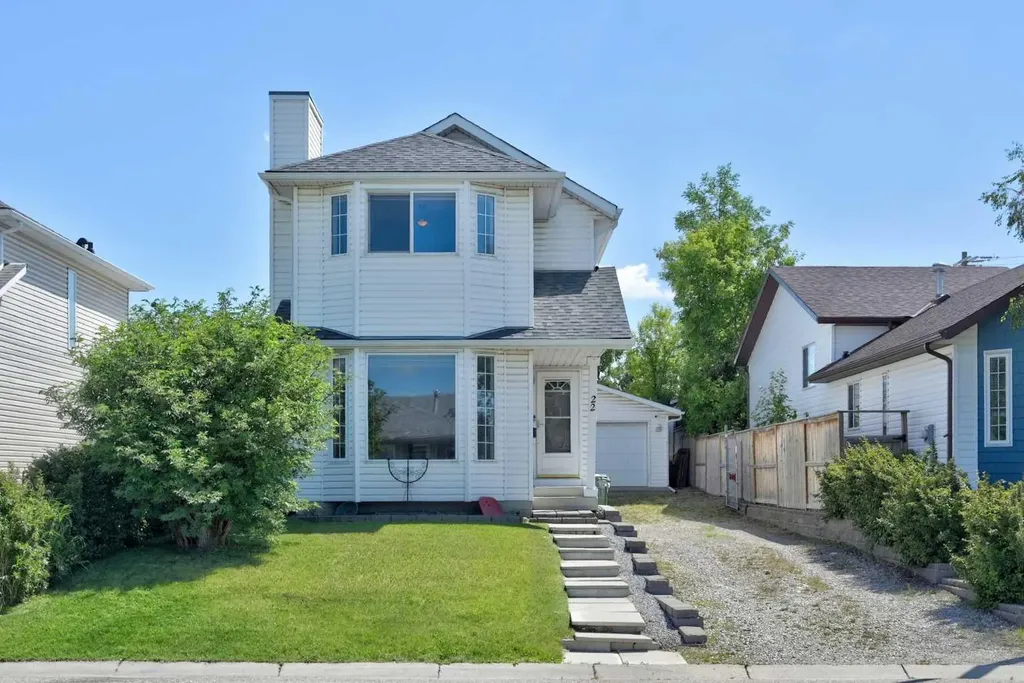 22 Rivercrest Way SE Calgary AB T2C4J8
