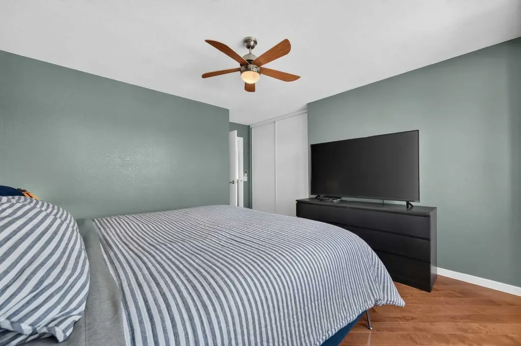 22 Rivercrest Way SE Calgary AB T2C4J8