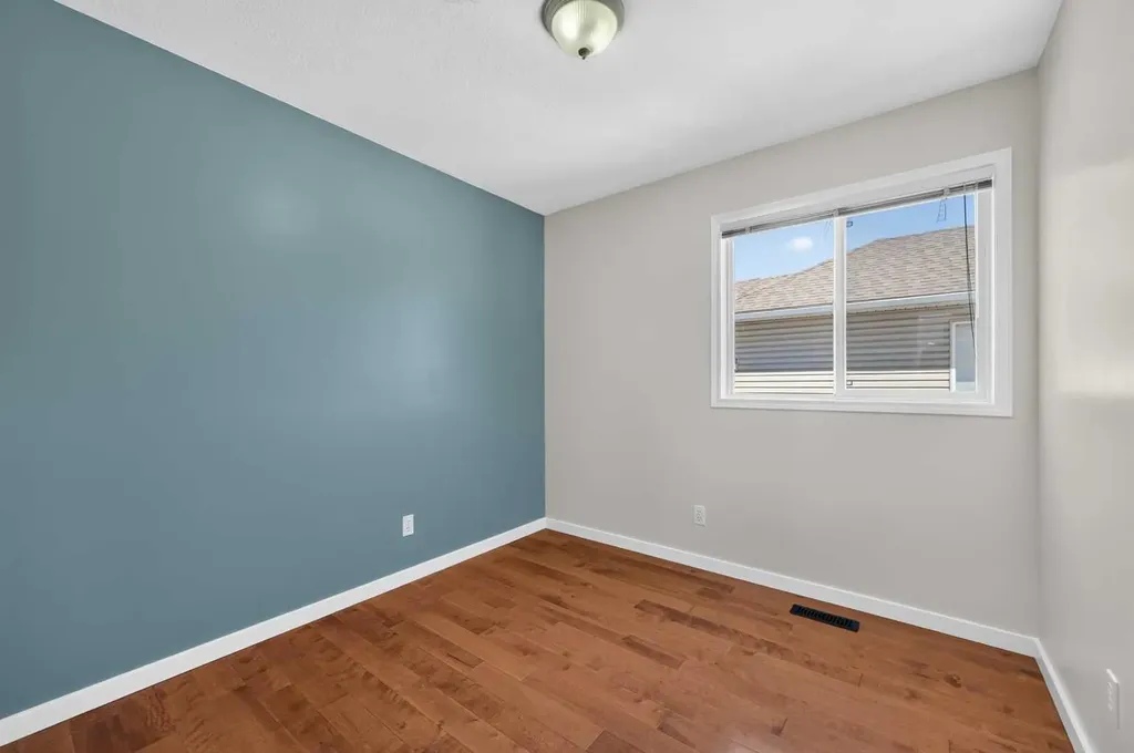 22 Rivercrest Way SE Calgary AB T2C4J8