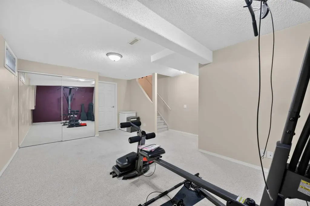 22 Rivercrest Way SE Calgary AB T2C4J8