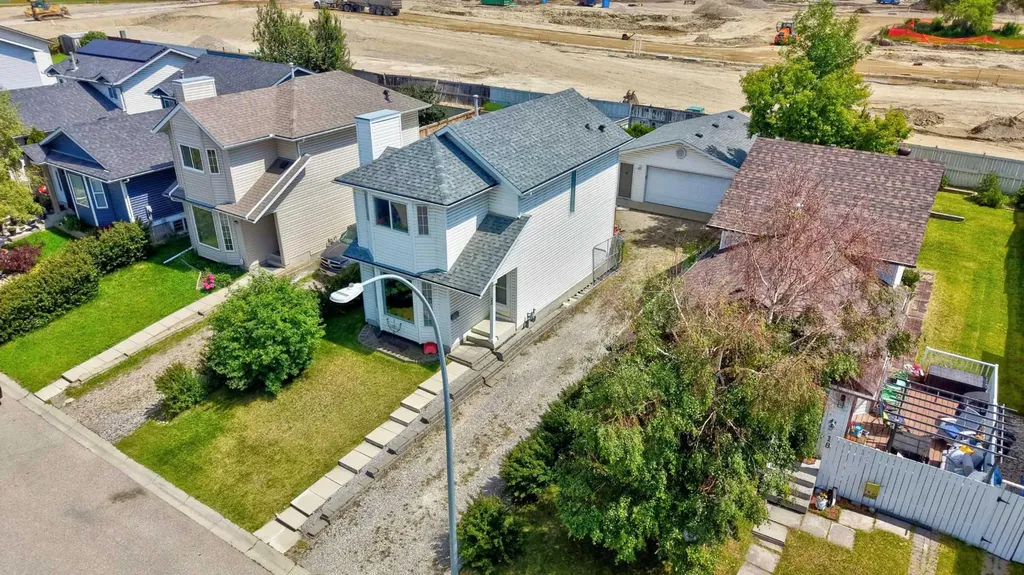 22 Rivercrest Way SE Calgary AB T2C4J8