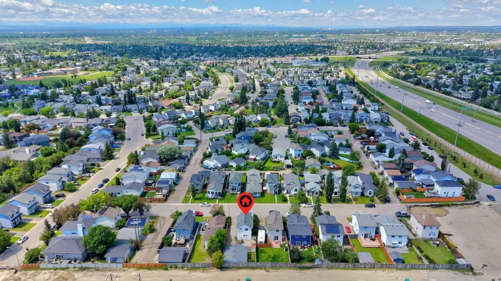 22 Rivercrest Way SE Calgary AB T2C4J8