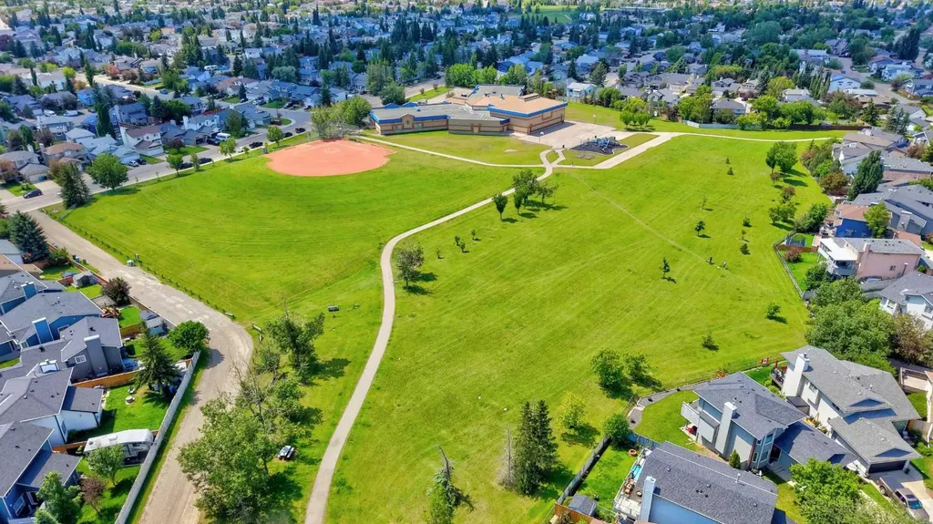 22 Rivercrest Way SE Calgary AB T2C4J8