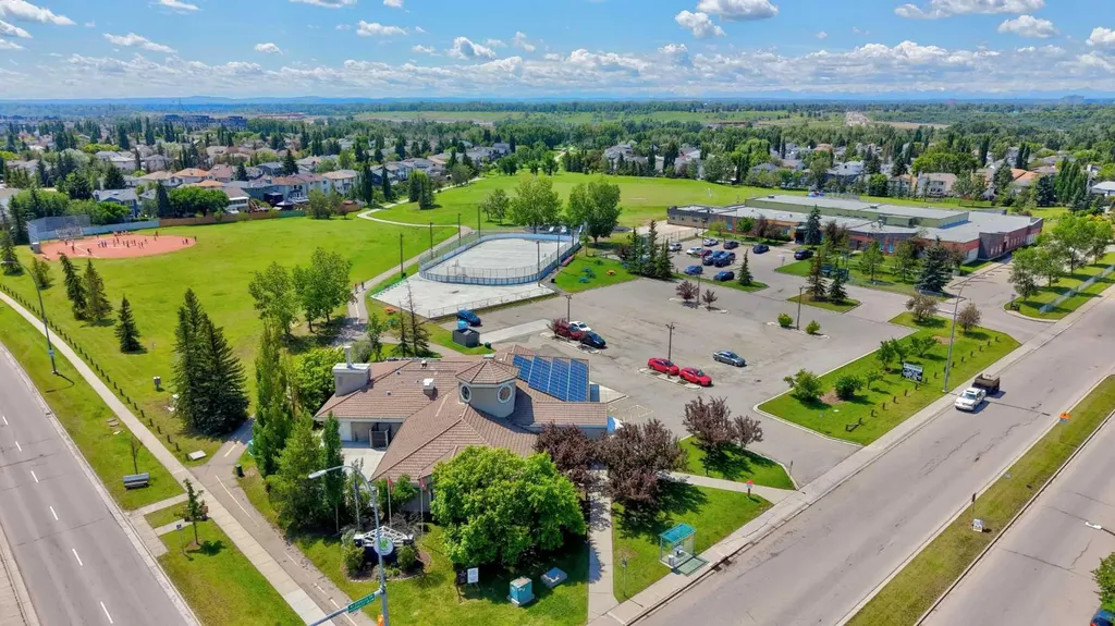 22 Rivercrest Way SE Calgary AB T2C4J8