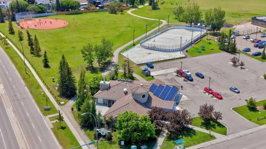 22 Rivercrest Way SE Calgary AB T2C4J8